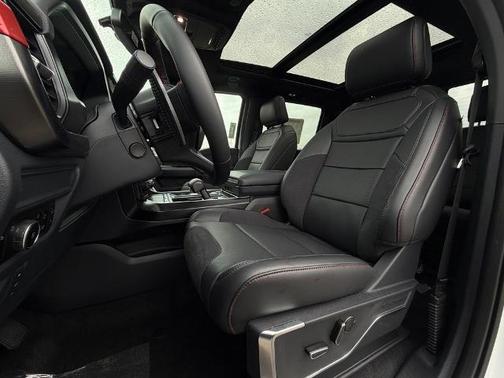 Oxford White 2026 Ford F-150 Raptor