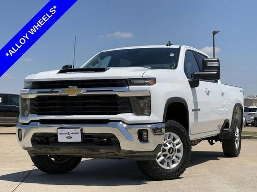 Summit White 2024 Chevrolet Silverado 2500 LT