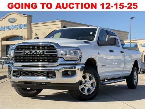 2024 RAM 3500 Big Horn Crew Cab 4x4 8' Box