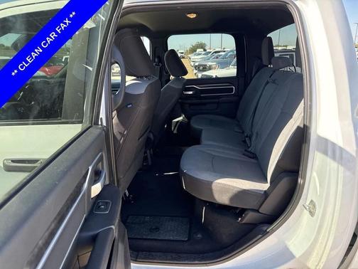 2024 RAM 3500 Big Horn Crew Cab 4x4 8' Box