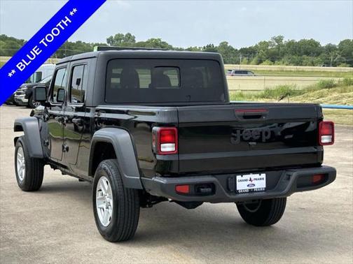 2023 Jeep Gladiator Sport S