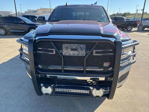 2022 RAM 2500 Tradesman Crew Cab 4x4 6'4' Box
