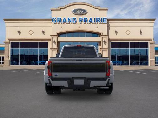 2025 Ford F-350 Platinum