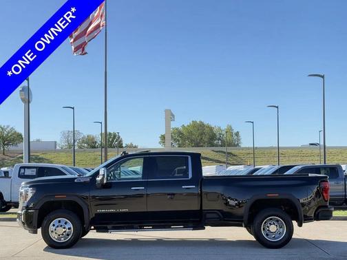 2025 GMC Sierra 3500 Denali