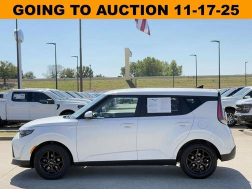 2023 Kia Soul LX