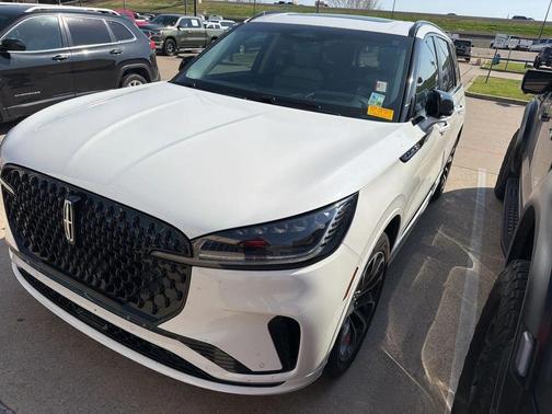 2025 Lincoln Aviator Premiere