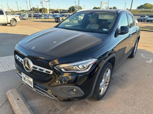 2021 Mercedes-Benz GLA 250 Base 4MATIC