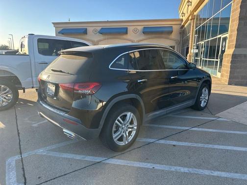 2021 Mercedes-Benz GLA 250 Base 4MATIC