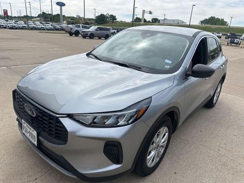 Iconic Silver Metallic 2024 Ford Escape Active