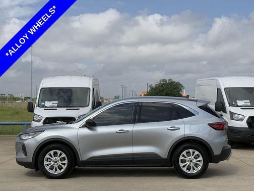 Iconic Silver Metallic 2024 Ford Escape Active