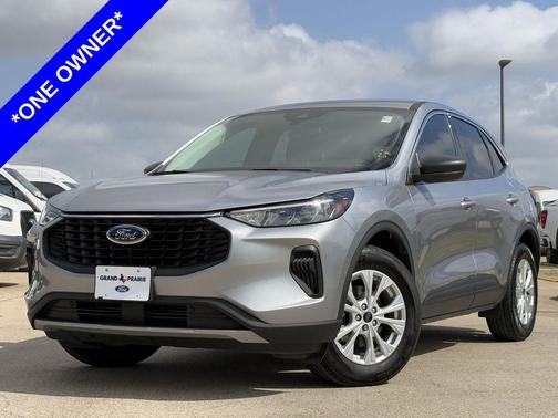 Iconic Silver Metallic 2024 Ford Escape Active
