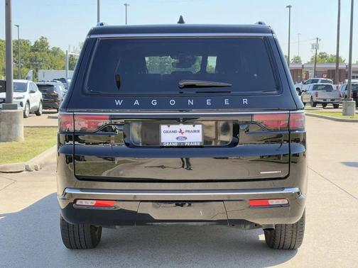 2024 Jeep Wagoneer Series II 4x2