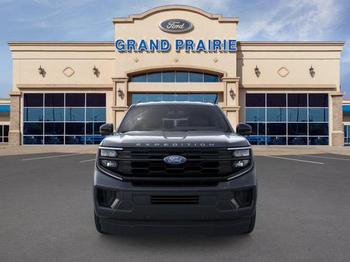 Dark Matter Gray Metallic 2026 Ford Expedition Active