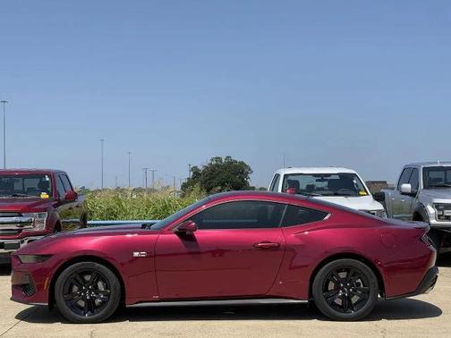 2025 Ford Mustang GT