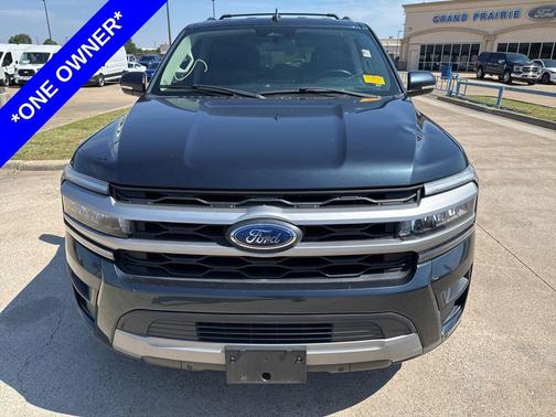 Blue Metallic 2022 Ford Expedition XLT