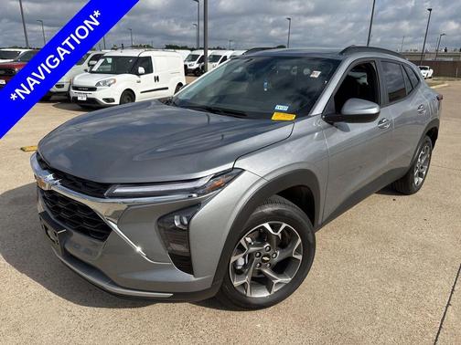 Sterling Gray Metallic 2026 Chevrolet Trax LT