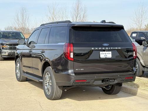 2026 Ford Expedition Active