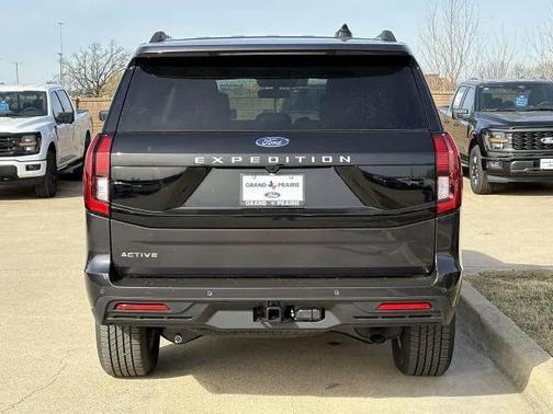 2026 Ford Expedition Active