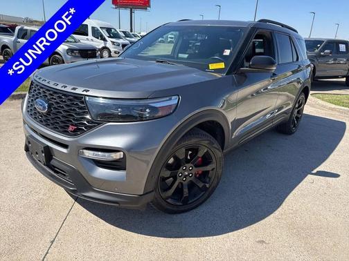 2022 Ford Explorer ST