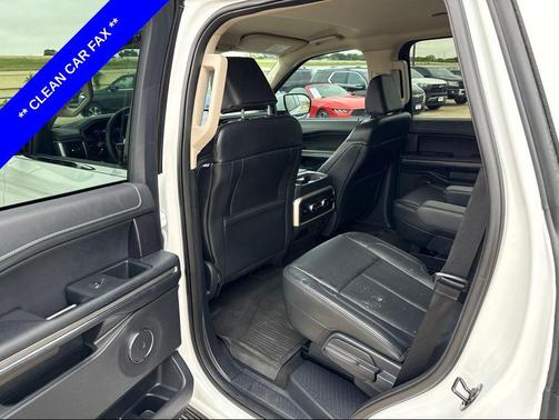 Oxford White 2024 Ford Expedition XLT