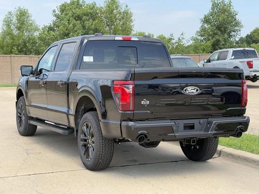 Agate Black Metallic 2026 Ford F-150 XLT