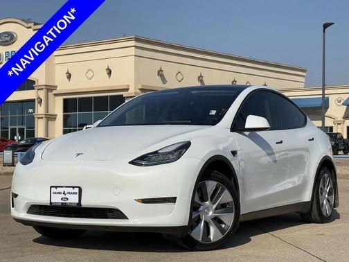 2022 Tesla Model Y Long Range Dual Motor All-Wheel Drive