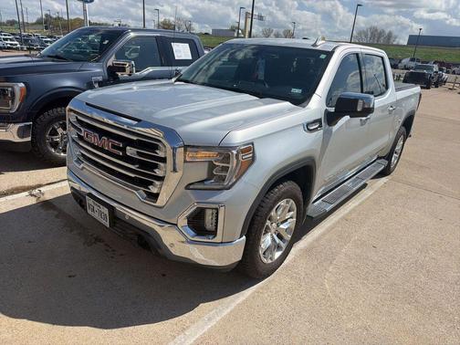 2021 GMC Sierra 1500 SLT