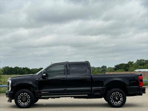 2025 Ford F-250 Platinum