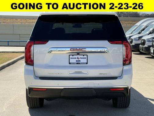 2023 GMC Yukon SLT