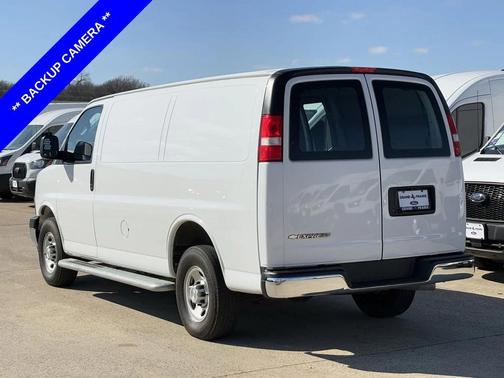 2024 Chevrolet Express 2500 RWD 2500 Regular Wheelbase WT