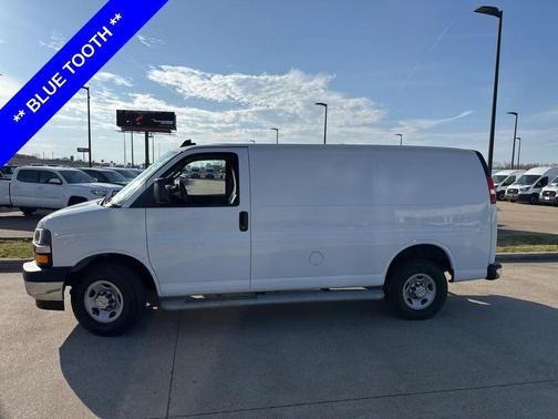 2024 Chevrolet Express 2500 RWD 2500 Regular Wheelbase WT