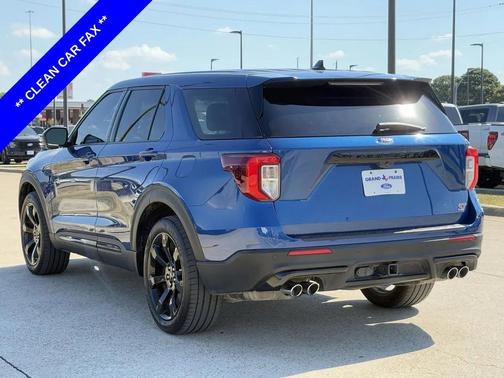 2022 Ford Explorer ST