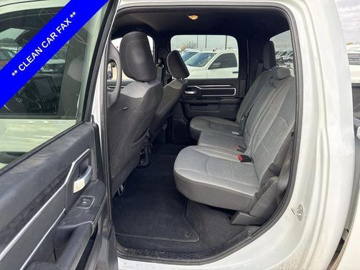 2024 RAM 3500 Big Horn Crew Cab 4x4 8' Box