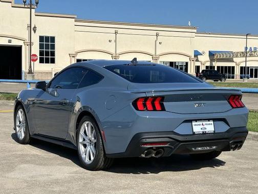 2025 Ford Mustang GT