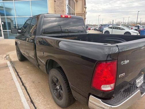 Diamond Black Crystal Pearlcoat 2024 RAM 1500 Classic SLT