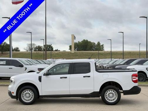 2022 Ford Maverick XL