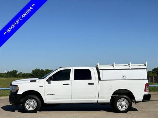 2022 RAM 2500 Tradesman Crew Cab 4x2 6'4' Box