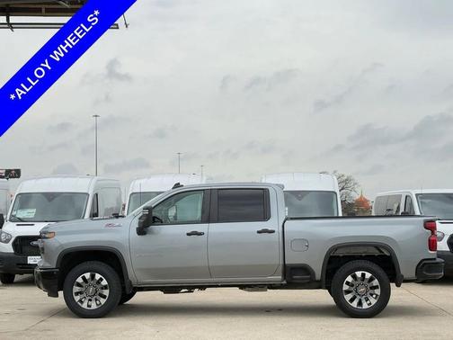 2024 Chevrolet Silverado 2500 Custom