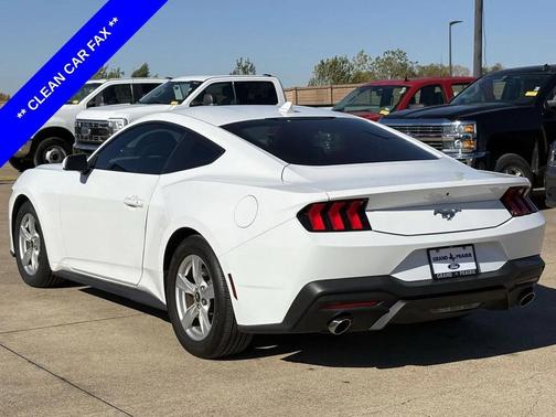 2024 Ford Mustang EcoBoost