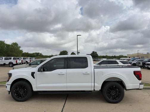 Oxford White 2026 Ford F-150 XLT