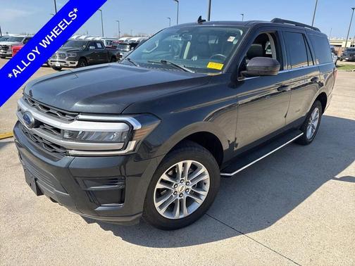 2022 Ford Expedition XLT
