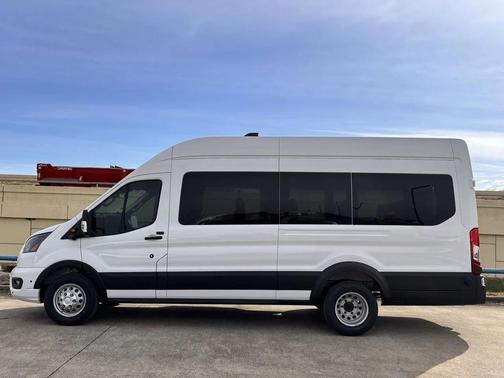 2026 Ford Transit-350 XLT