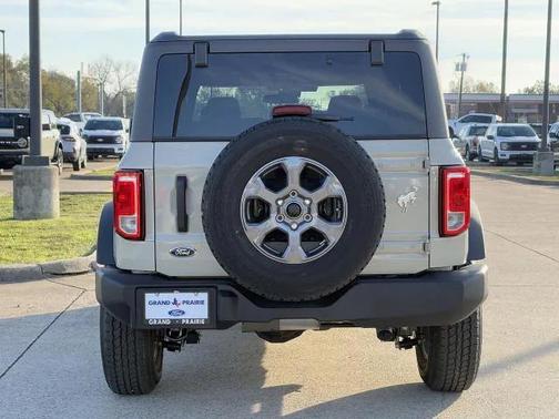 Desert Sand 2025 Ford Bronco Big Bend