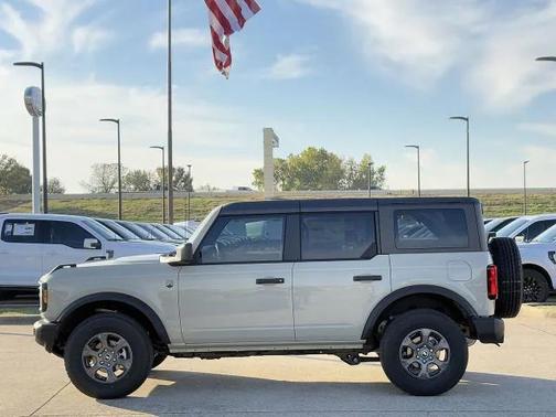 Desert Sand 2025 Ford Bronco Big Bend