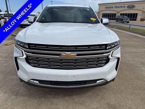 Summit White 2023 Chevrolet Suburban Premier