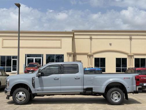 2025 Ford F-350 Lariat