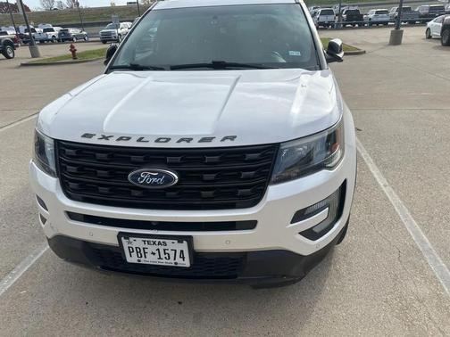 2017 Ford Explorer sport