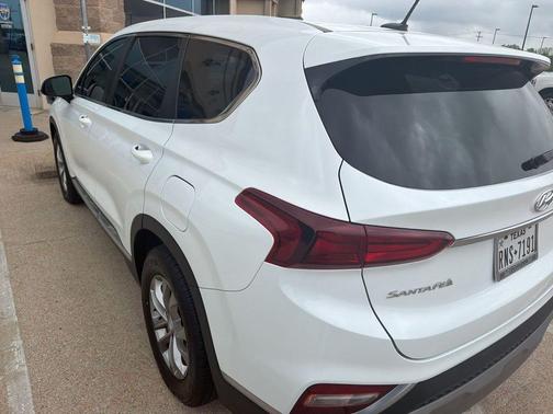 2019 Hyundai SANTA FE SE 2.4