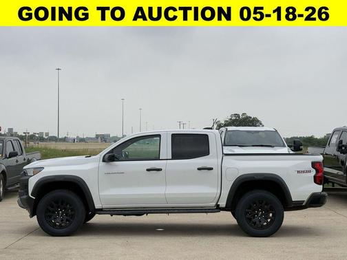 Summit White 2024 Chevrolet Colorado Trail Boss