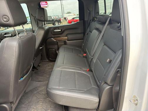 Summit White 2021 Chevrolet Silverado 1500 RST